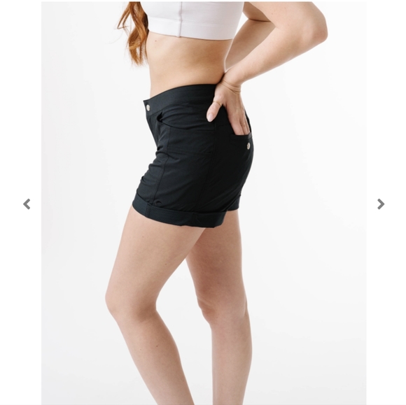 Woman's shorts by Zyia - Picture 3 of 7